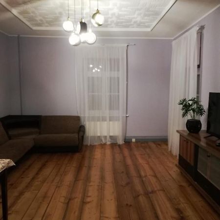 Pils Ielas Apartamenti Кандава Экстерьер фото